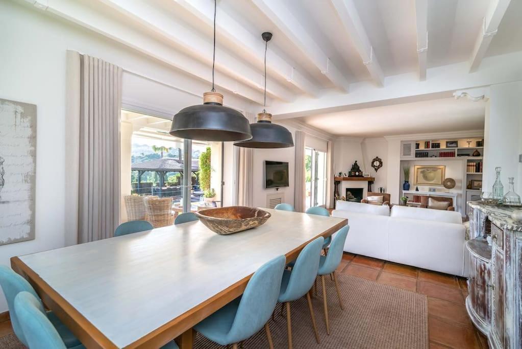 Ocean Views Luxury Next To Villa Benalmadena
