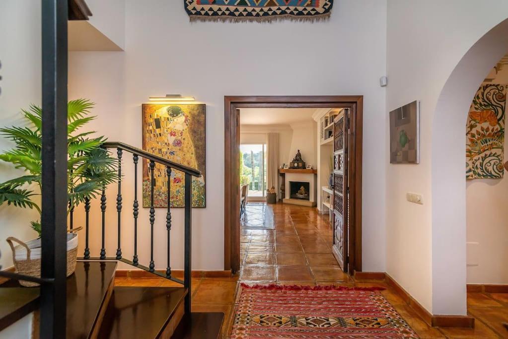 Ocean Views Luxury Next To Villa Benalmadena