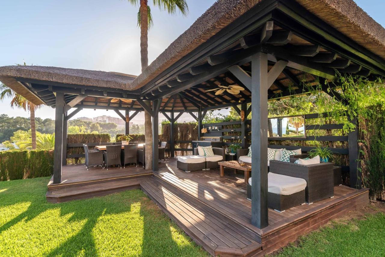 Ocean Views Luxury Next To *