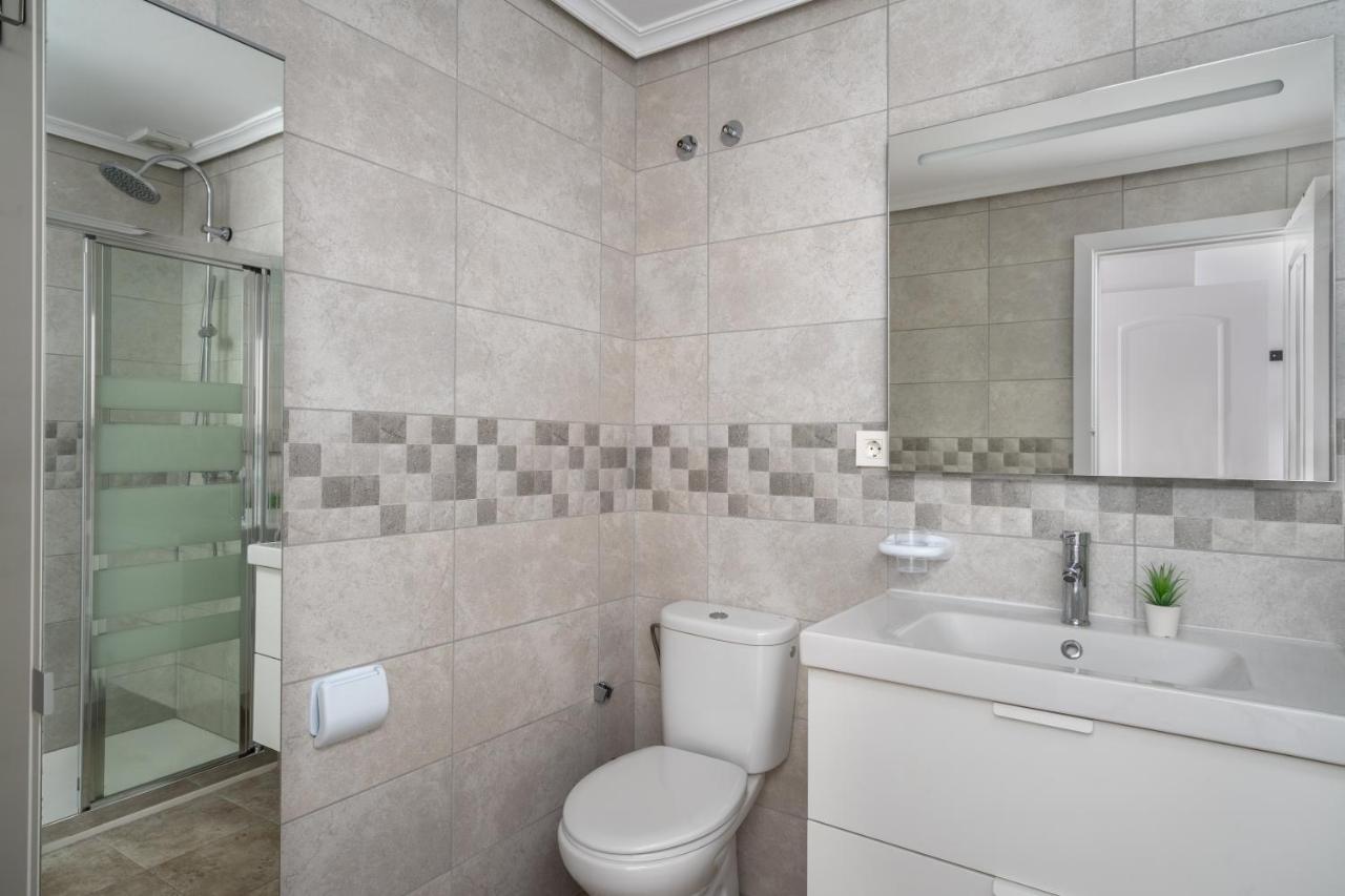 Appartement Stunning 3br Flat Near And Puerto Marina By Costarentals - Ref 150 *