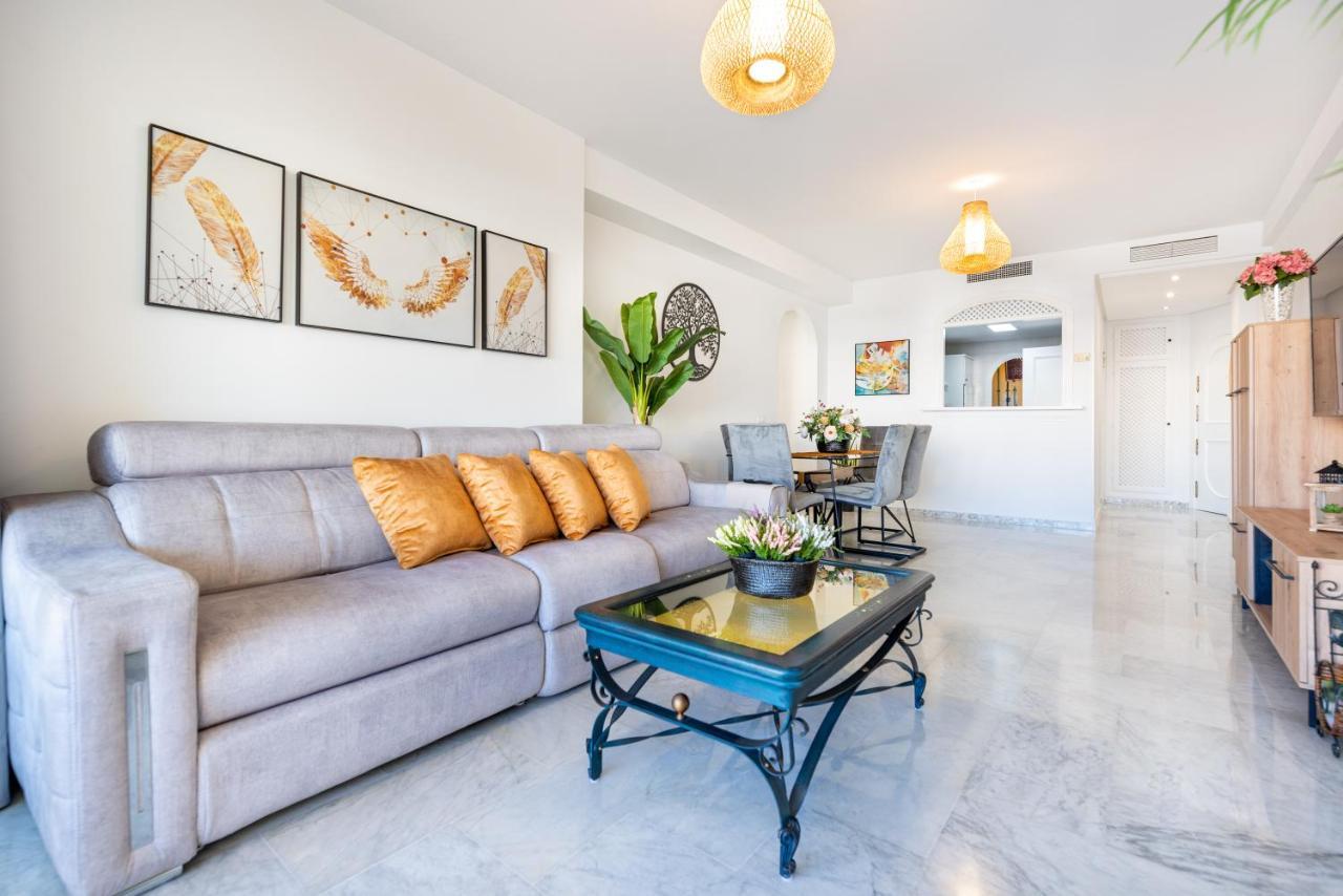 Apartment Wintowinrentals De Lujo En Medio De Puerto Marina.