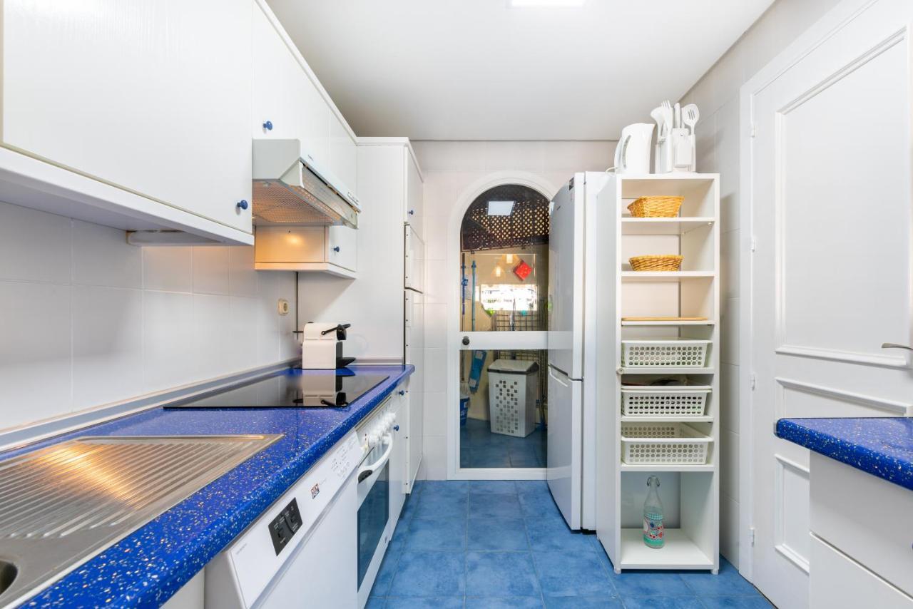 Wintowinrentals De Lujo En Medio De Puerto Marina. Apartment *