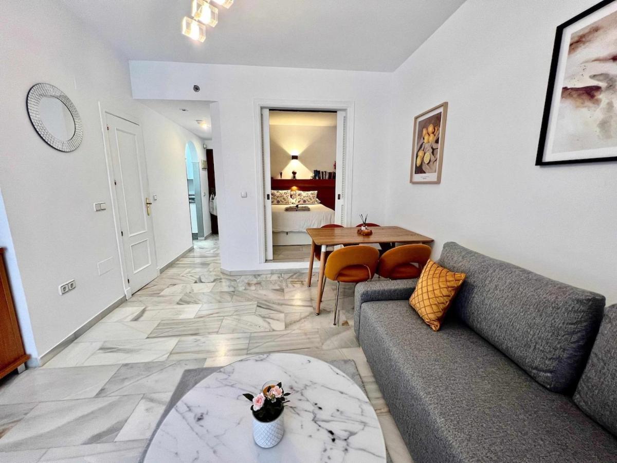 Appartement 797 Rentals- En Sunset Con Vistas Al Jardin *