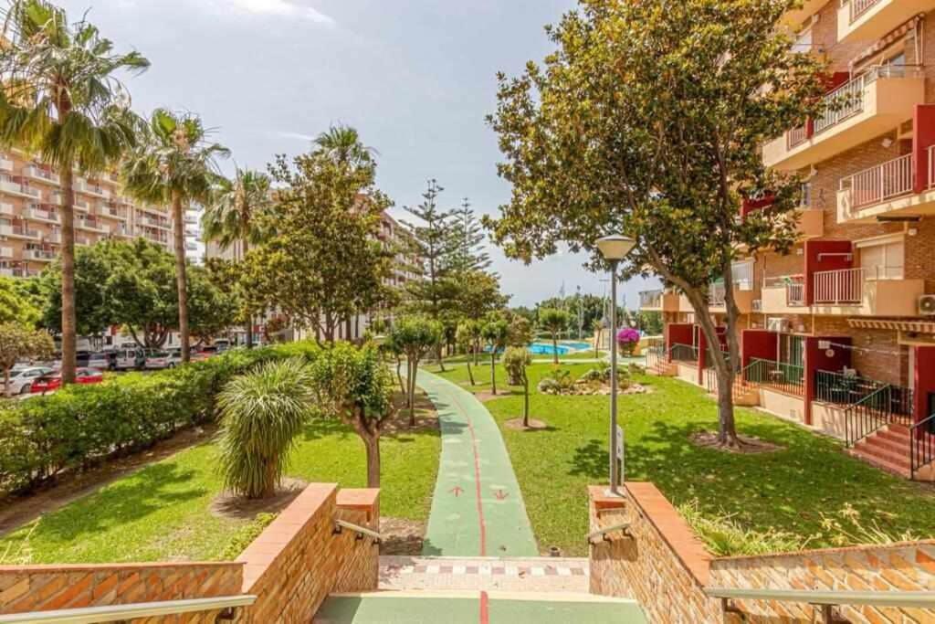 797 - Comodo Estudio 2 En Minerva * Benalmadena