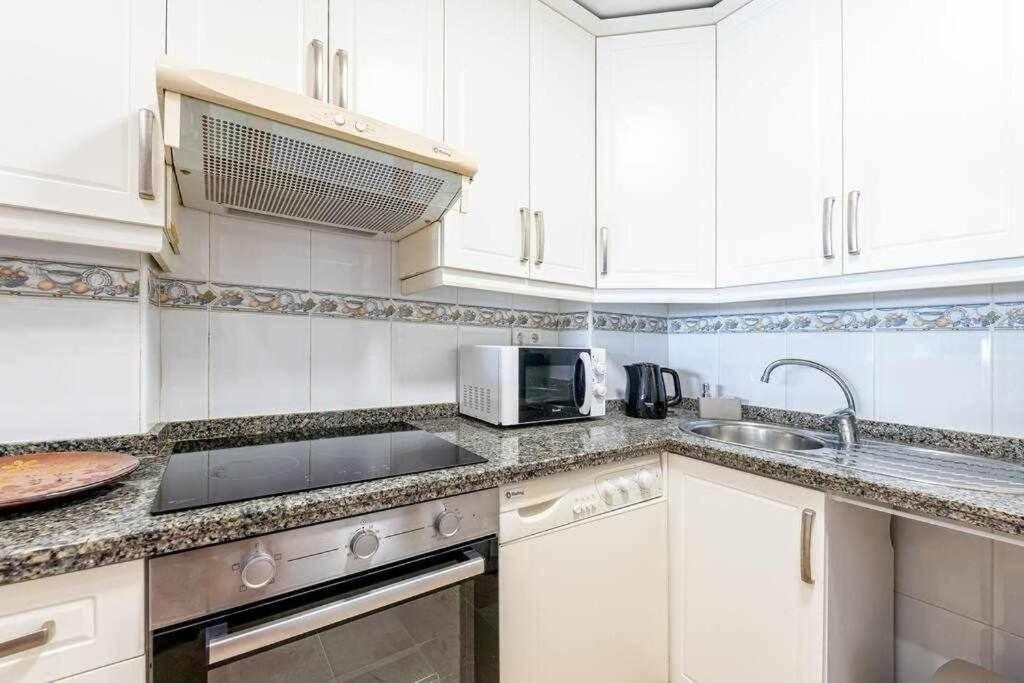 797 Rentals- Hermoso 4 En Appartement Benalmádena