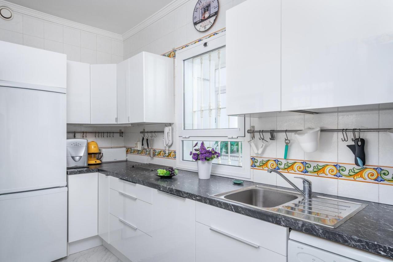 Exclusive Flat In With Sauna By Costarentals - Ref 72 Apartment