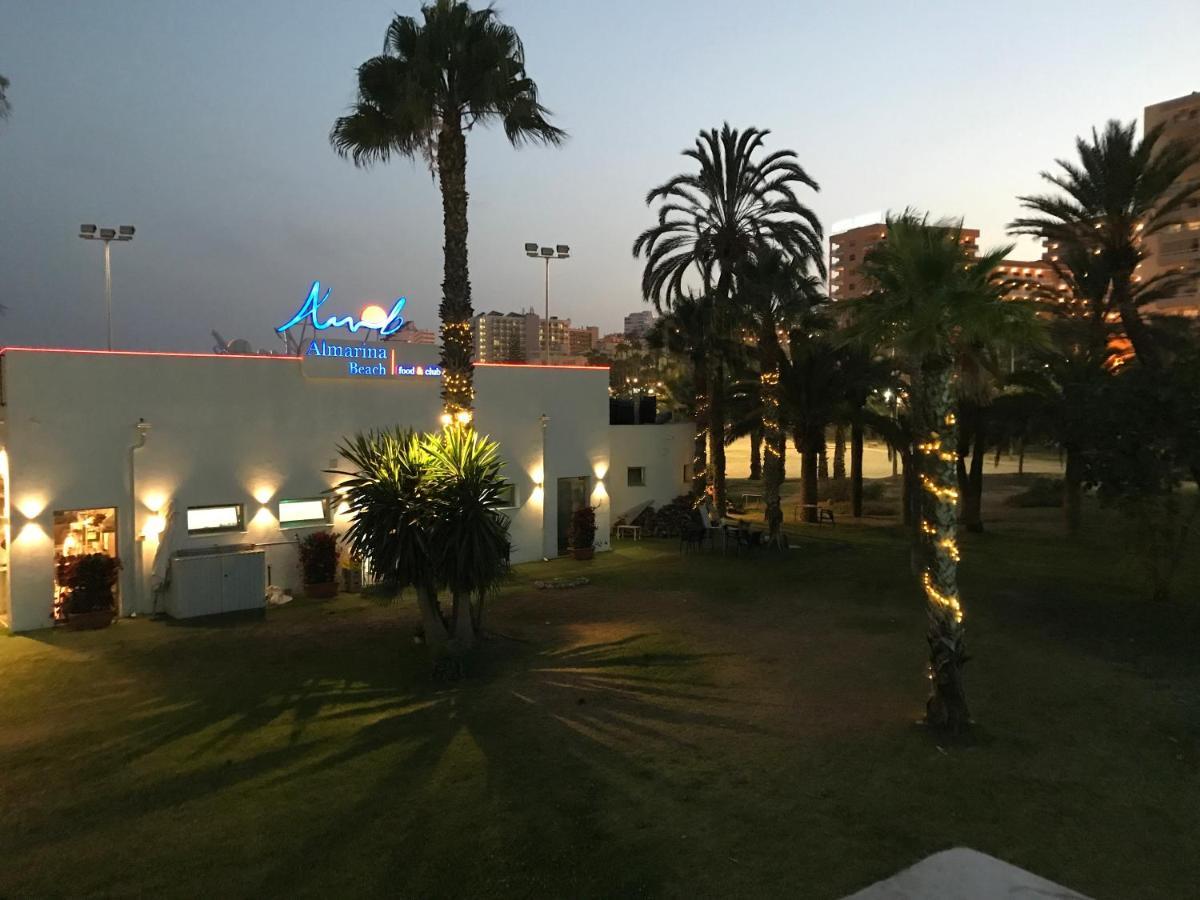 Apartment First Line, To The Beach, 1 Bed , Sleeps Benalmádena