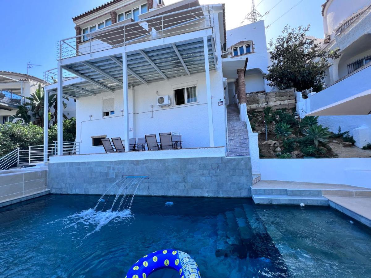 Dream With Heated Swimming Pool, Jacuzzi, Waterfall, Heating Is Extra Villa Benalmádena