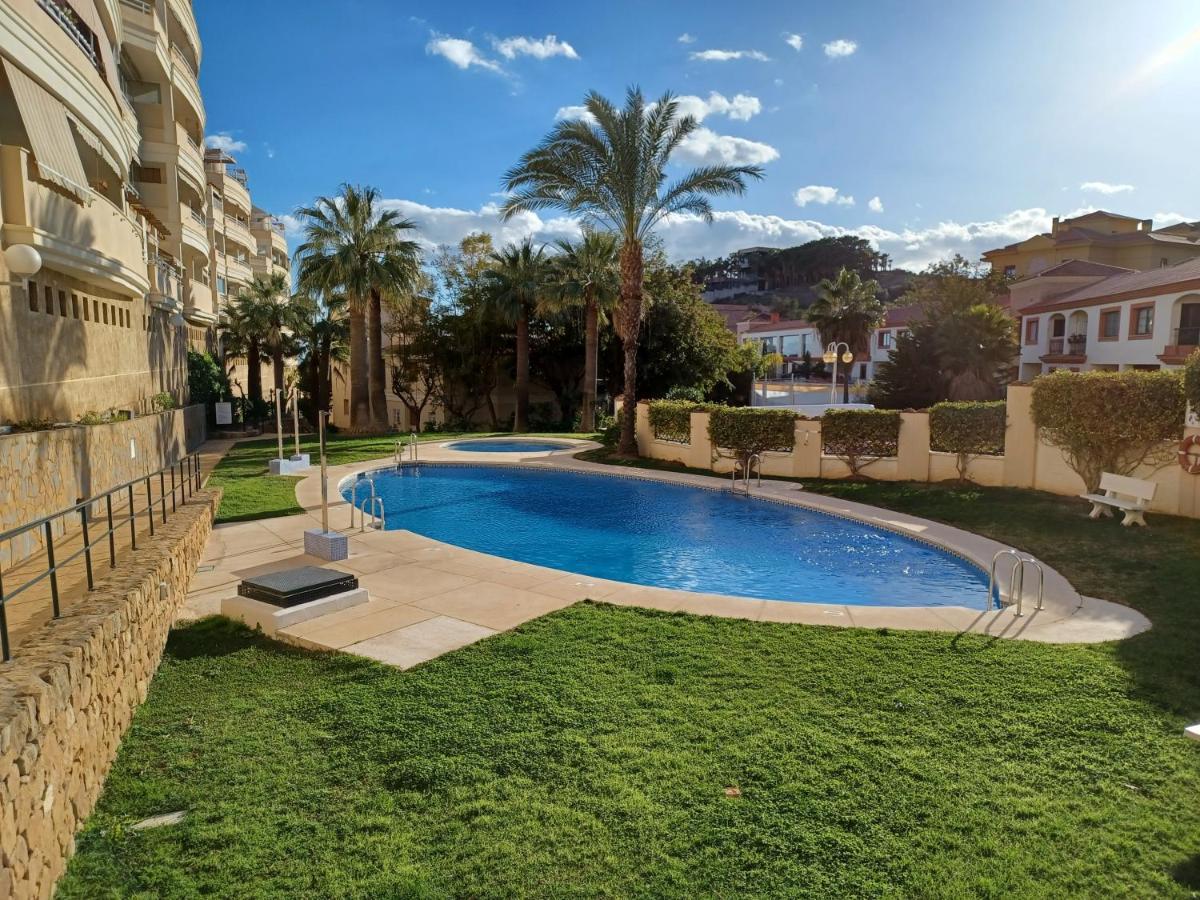 140 M2, 400 Metros De La Playa En * Benalmádena
