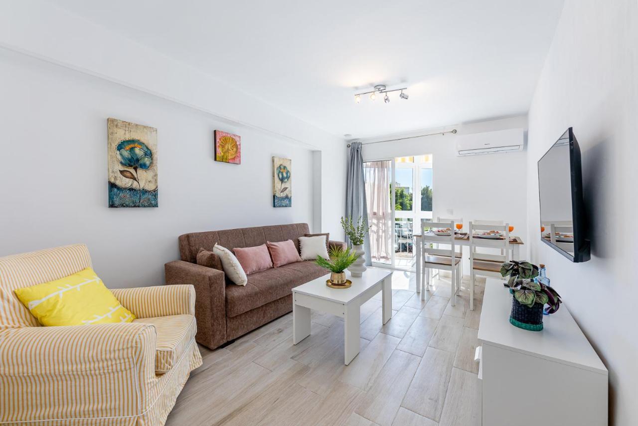 797 - 3 En Piscis Con Piscinas Apartment Benalmadena