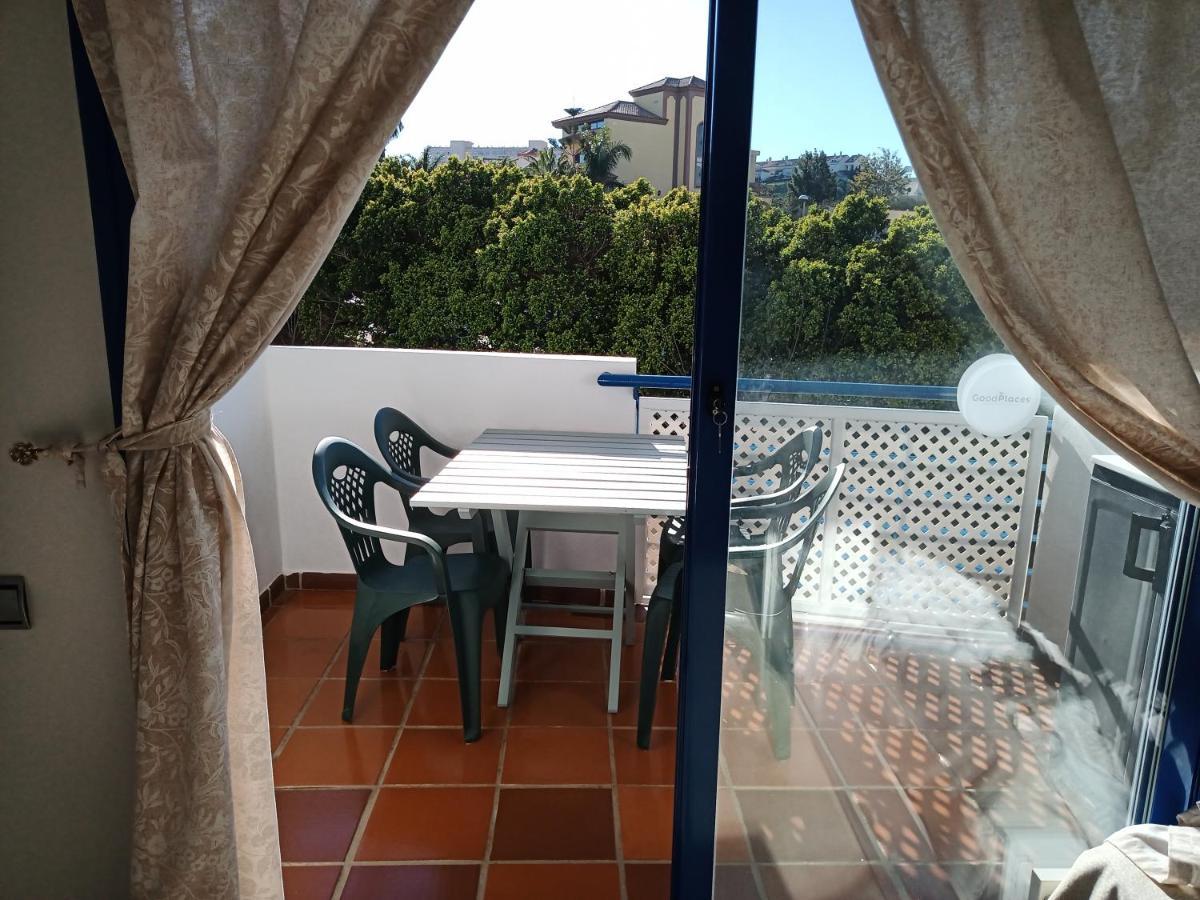 Apartment Paradise Of Benalmadena: Mountain Views Near