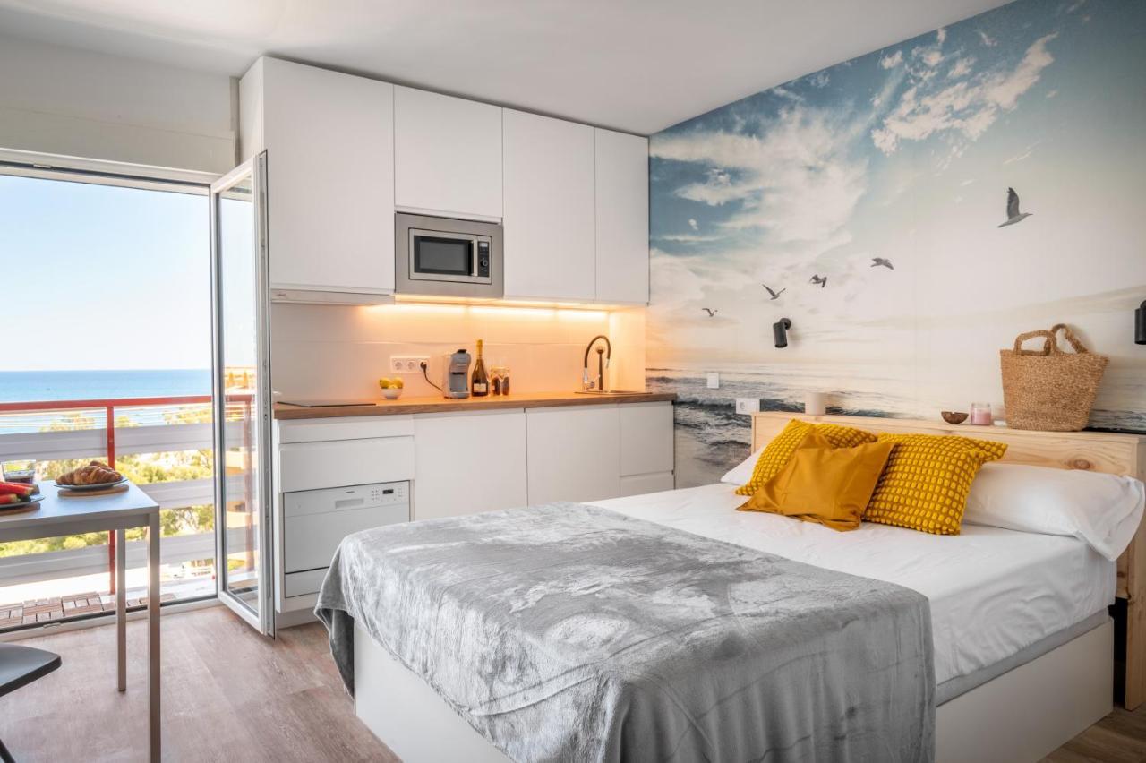 Modern Studio Naciones Apartment