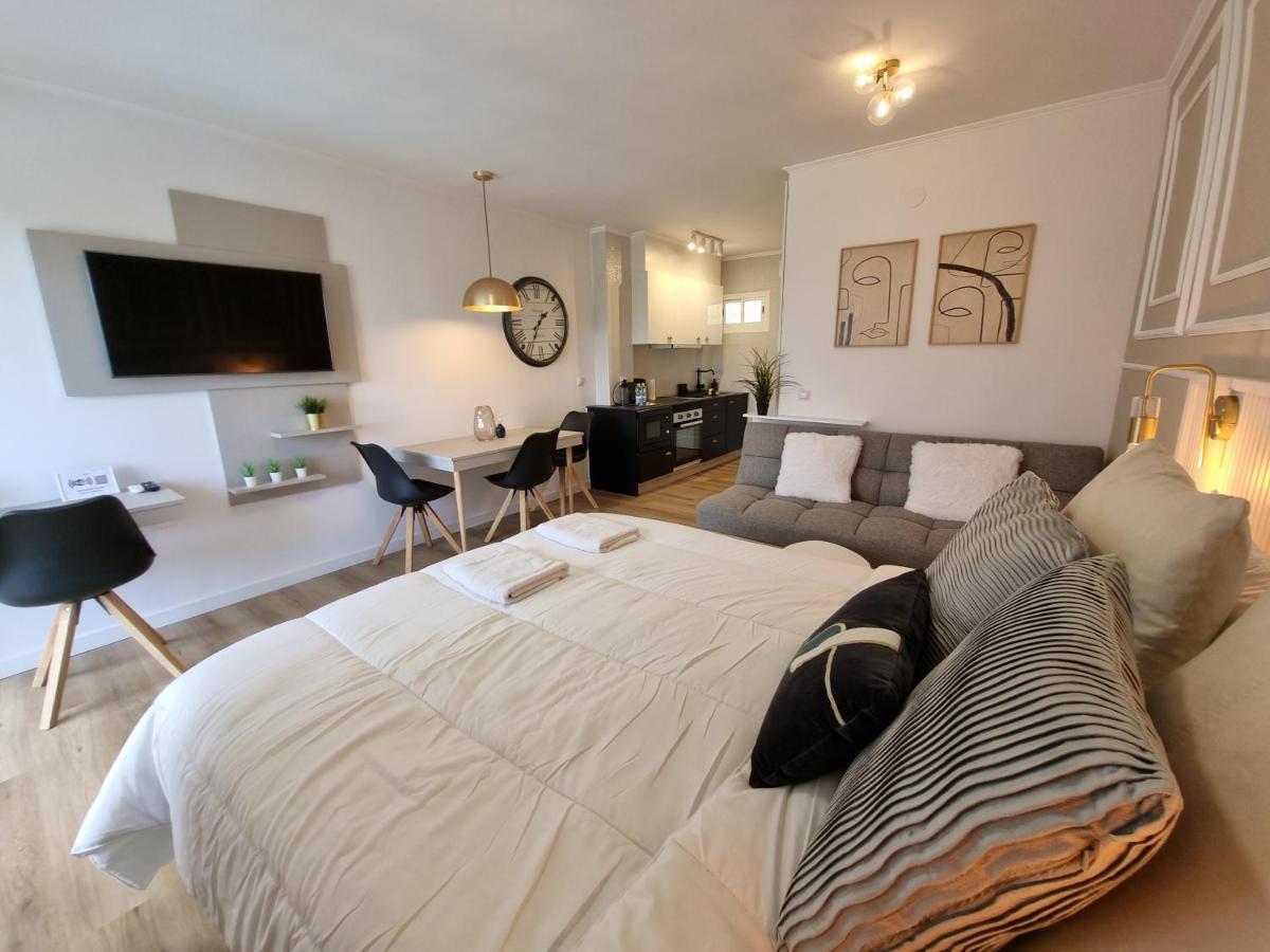 Apartamento Jupiter. Moderno Estudio. Vistas Al Mar Y Montana Benalmádena