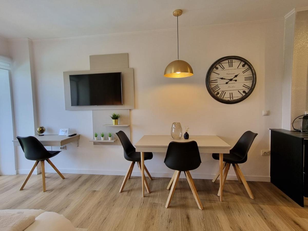 Apartamento Jupiter. Moderno Estudio. Vistas Al Mar Y Montana *