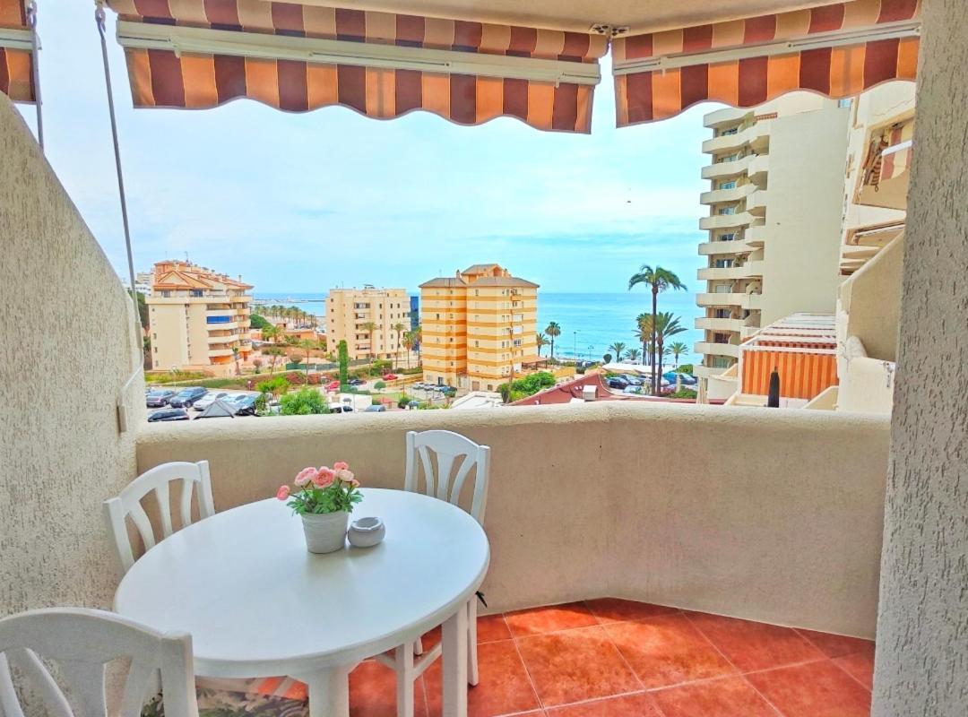 Apartamento El Estudio De La Playa Benalbeach Vistas Al Mar Benalmádena