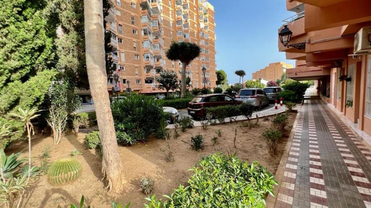 Great In The Piscis Building, Located In Coast * Benalmadena