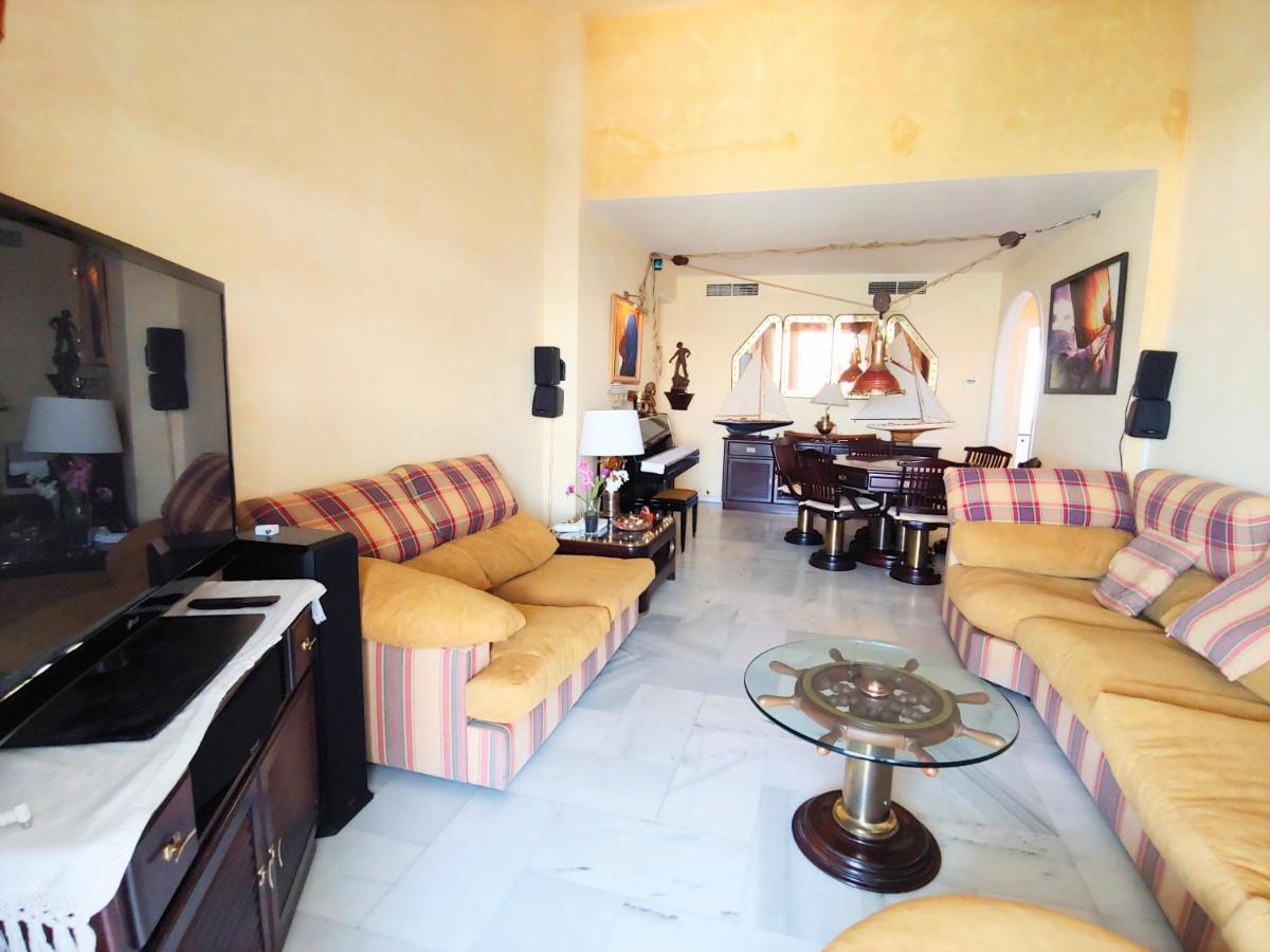 Holiday Puerto Marina - Costa Del Sol Real Estate Benalmádena