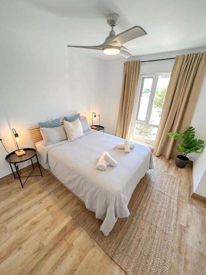 Bright & Cozy Acuario Beach&pool Apartment *