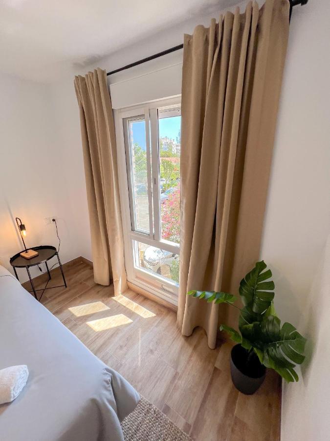 Apartment Bright & Cozy Acuario Beach&pool