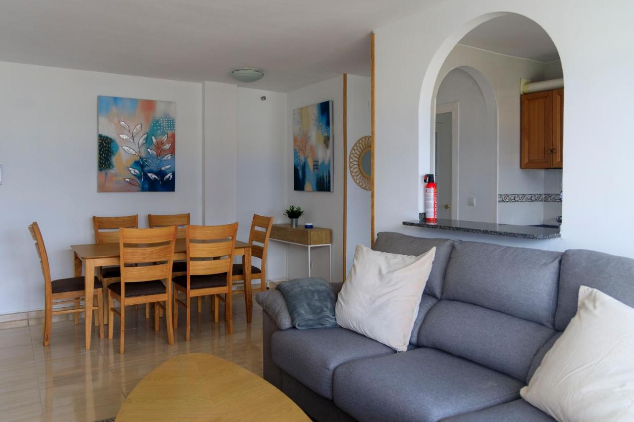 First Line Sea Views With Pool And Free Parking Appartement *