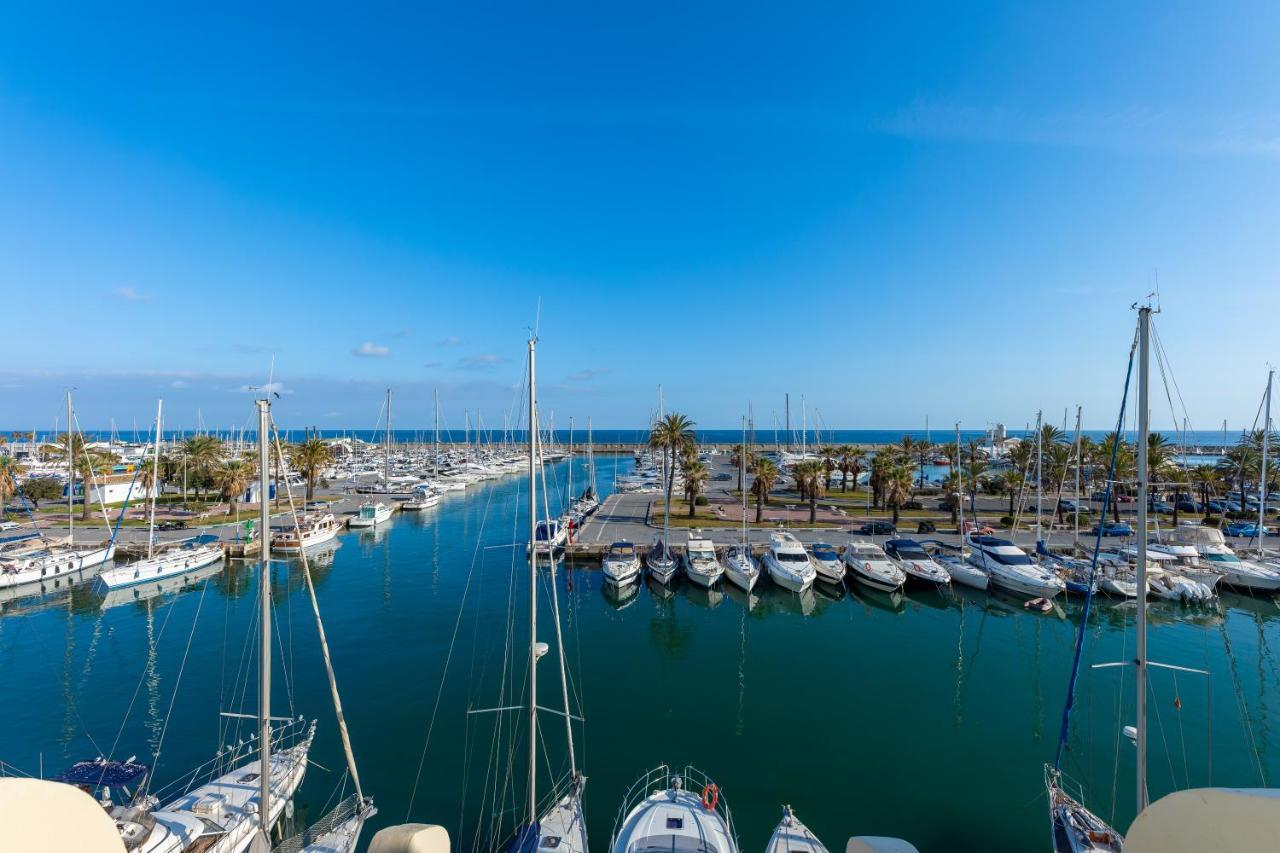 In Puerto Marina With Sea Views, First Line, Apartment
