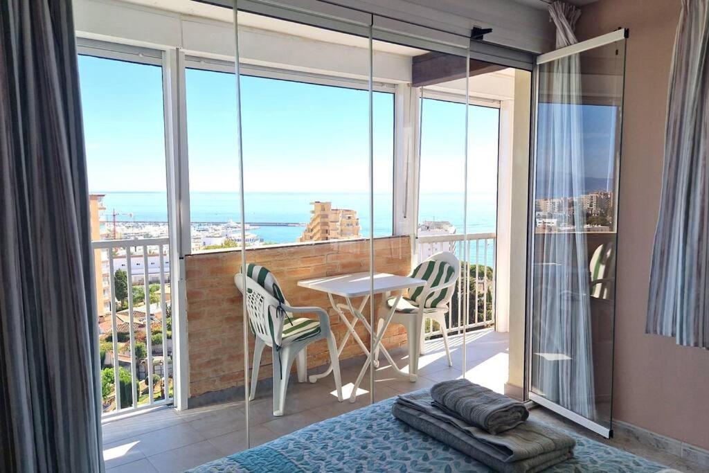 2 Bed - Stunning Views Apartment *