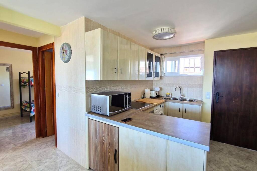 2 Bed - Stunning Views Apartment *
