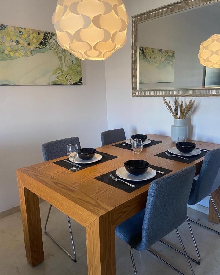 El Pensador, Luxe Aan Golfbaan Apartment