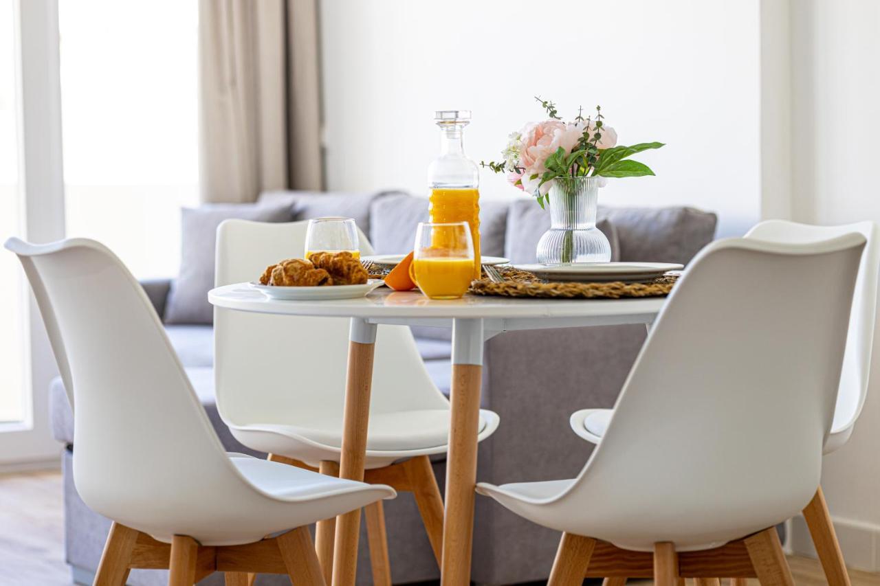 Sunstay Seaside Flat I Puerto Marina Appartement