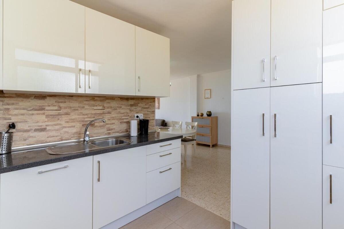 3 Bedroom Close To The