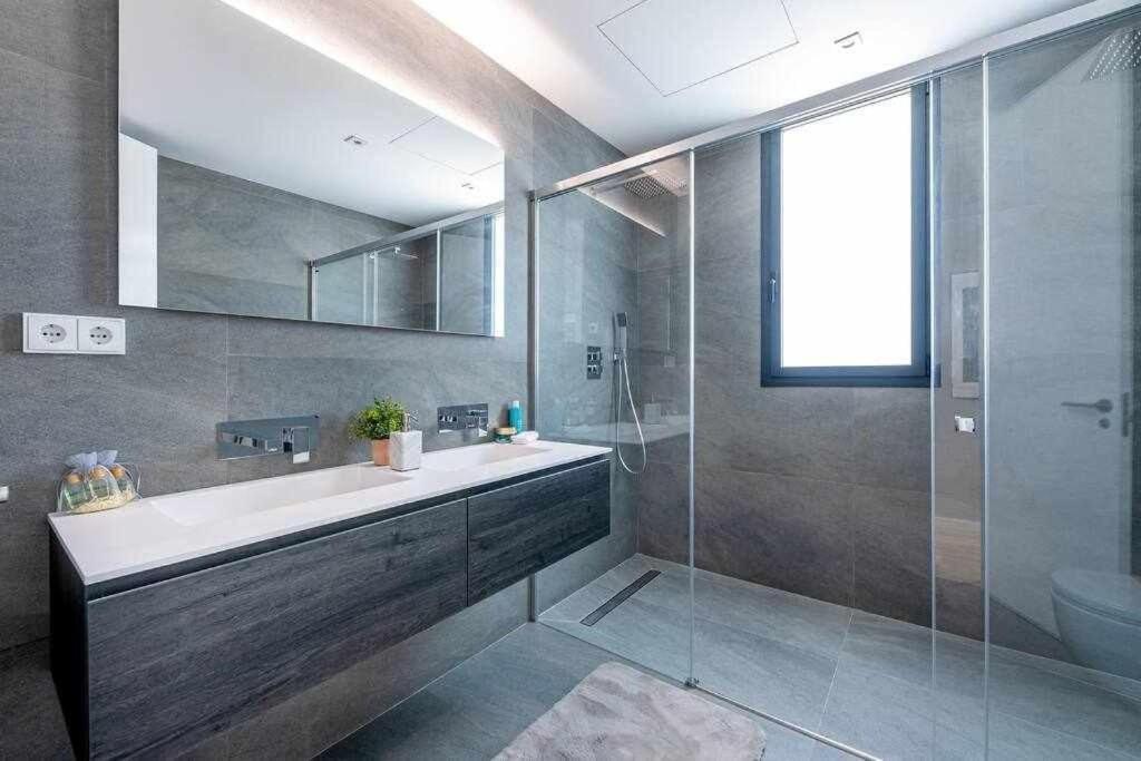 Villa 797 - Lujosa Y Moderna En Puerto Marina