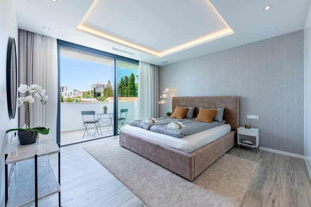Villa 797 - Lujosa Y Moderna En Puerto Marina *