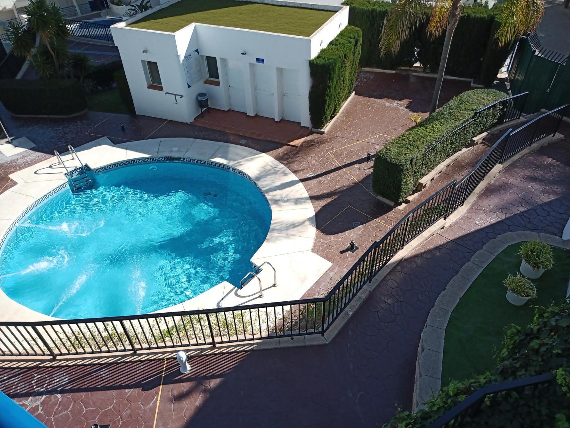 Paradise Of Benalmadena: Mountain Views Near Apartment