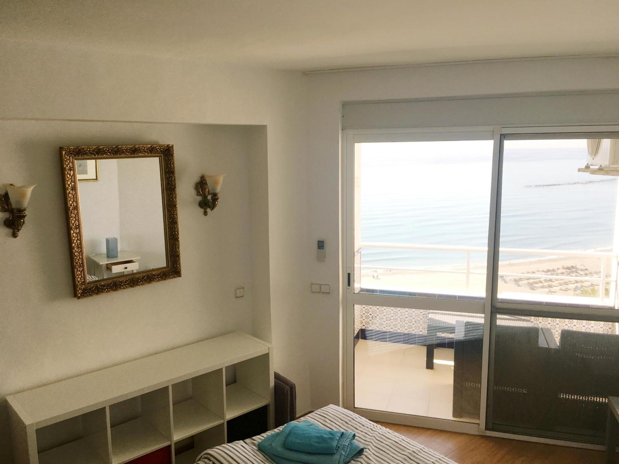 Apartment Deluxe Penthouse With Sea Views Near Puerto Marina