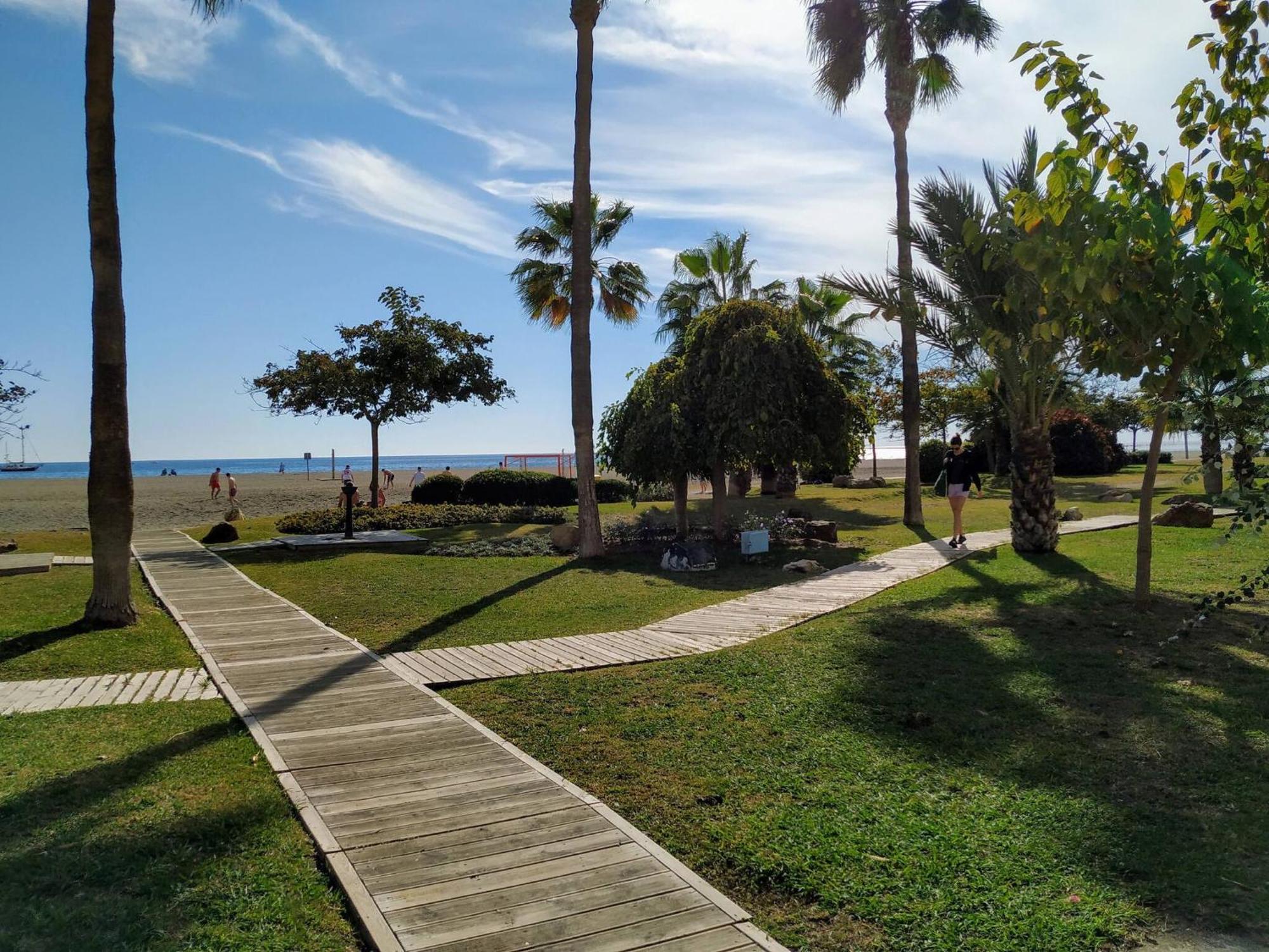 Deluxe Penthouse With Sea Views Near Puerto Marina Benalmadena