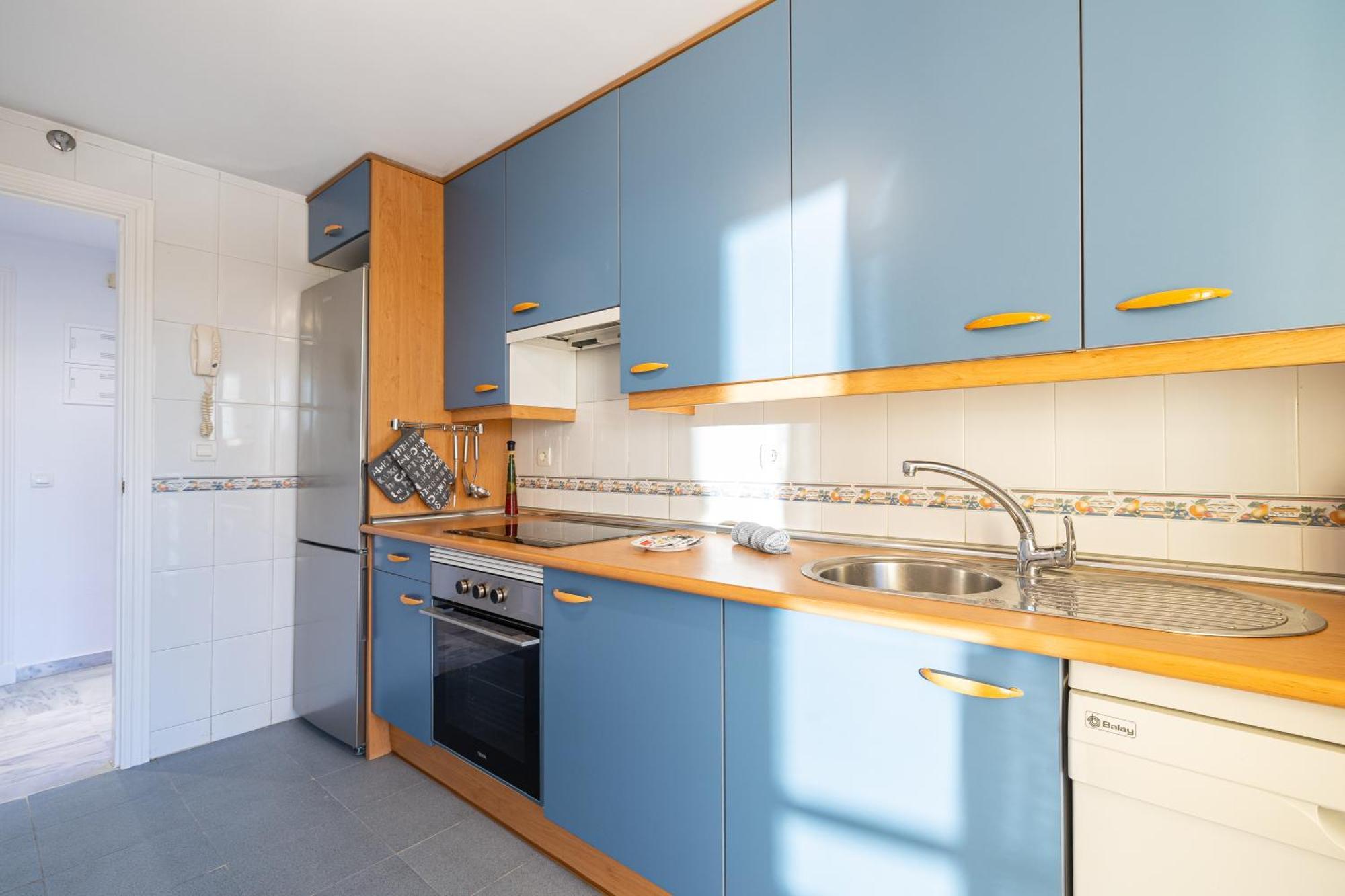Holidays2nueva Torrequebrada 2 Bedrooms And 2 Bathrooms, Terrace, Community Pool And Garage Benalmadena