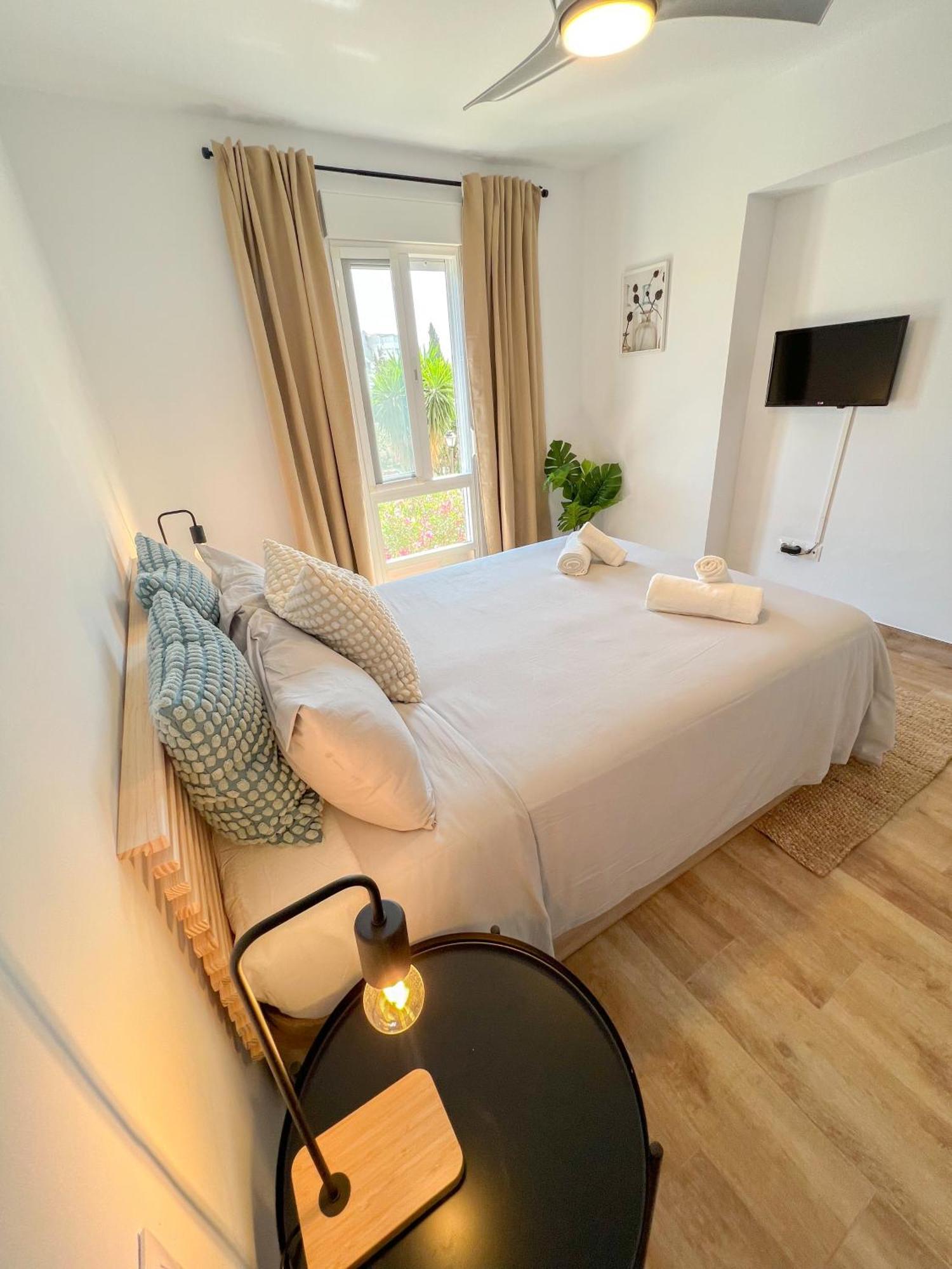 Apartment Bright & Cozy Acuario Beach&pool *