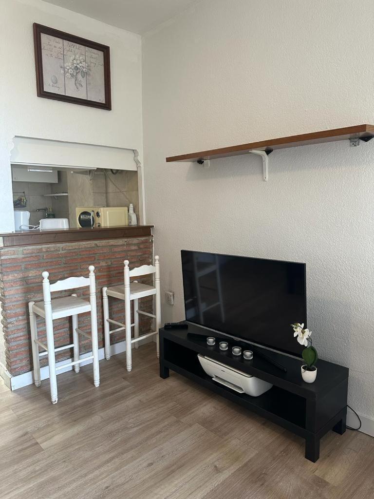 Fantastico Estudio En Benalbeach Con Vistas Al Mar *