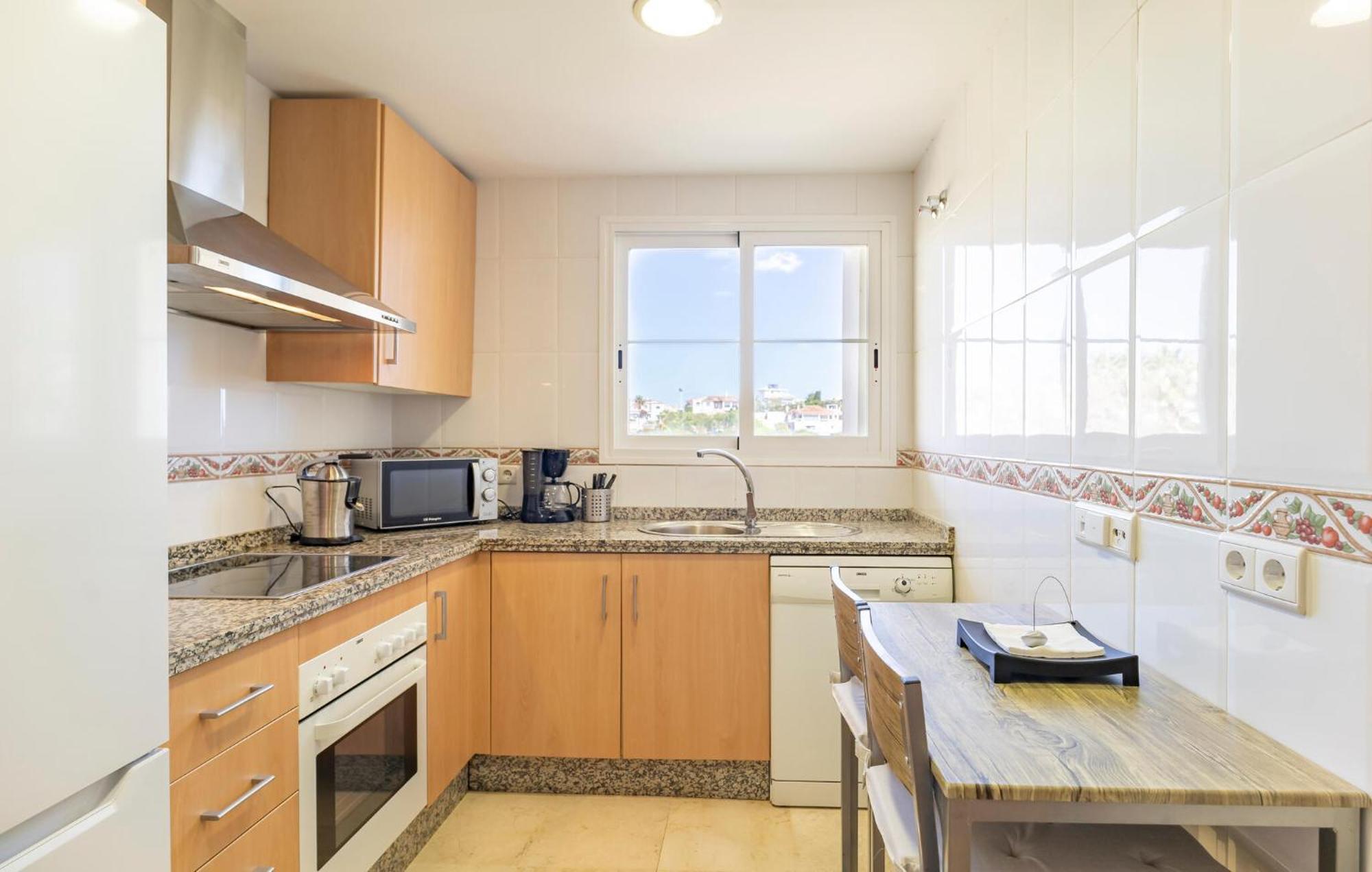Apartment In With Kitchen Benalmadena