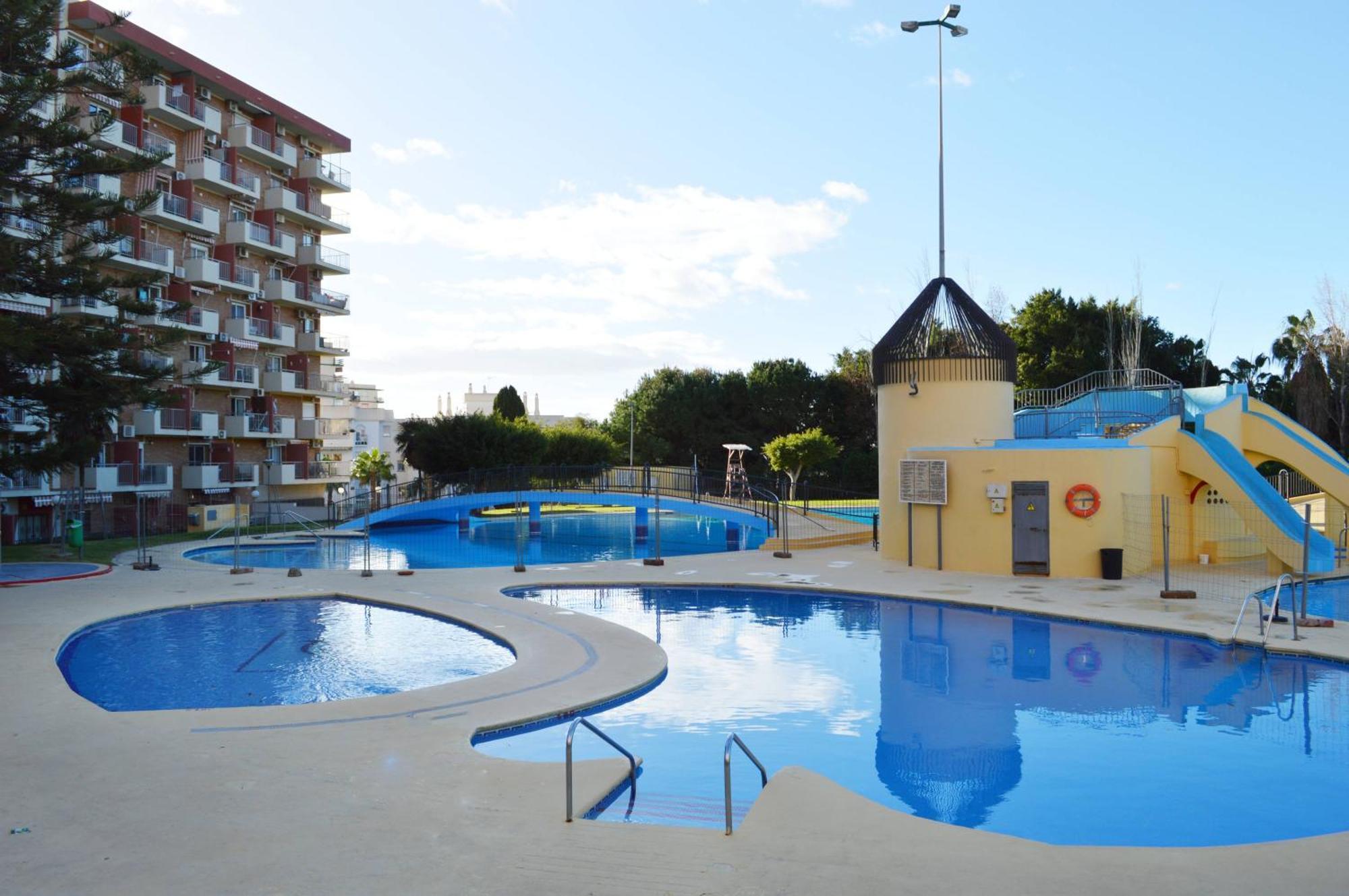 With Swimming Pool Open Year Benalmádena