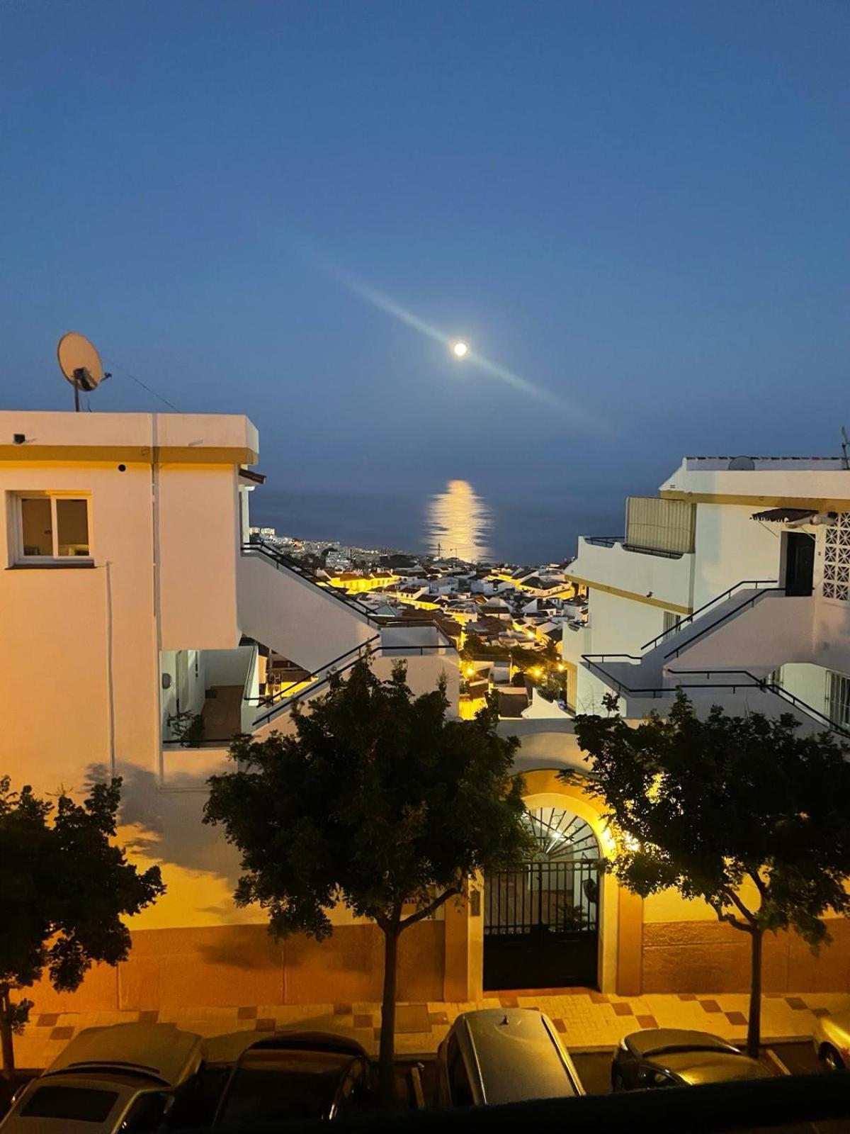 Stunning Penthouse With Sea Views,solarium,pool & Parking Apartment Benalmadena