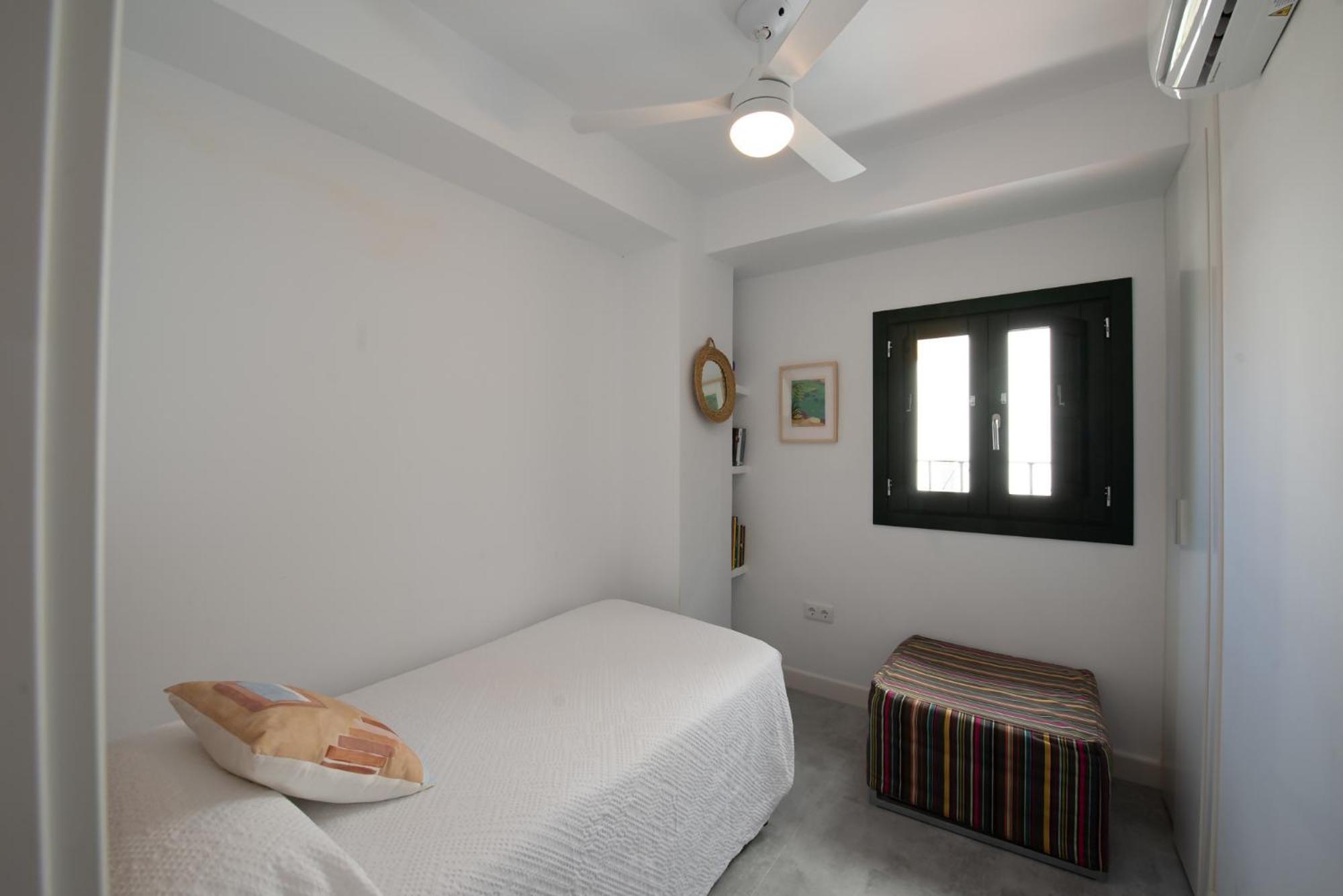 Lovely House In Peaceful Courtyard Apartment