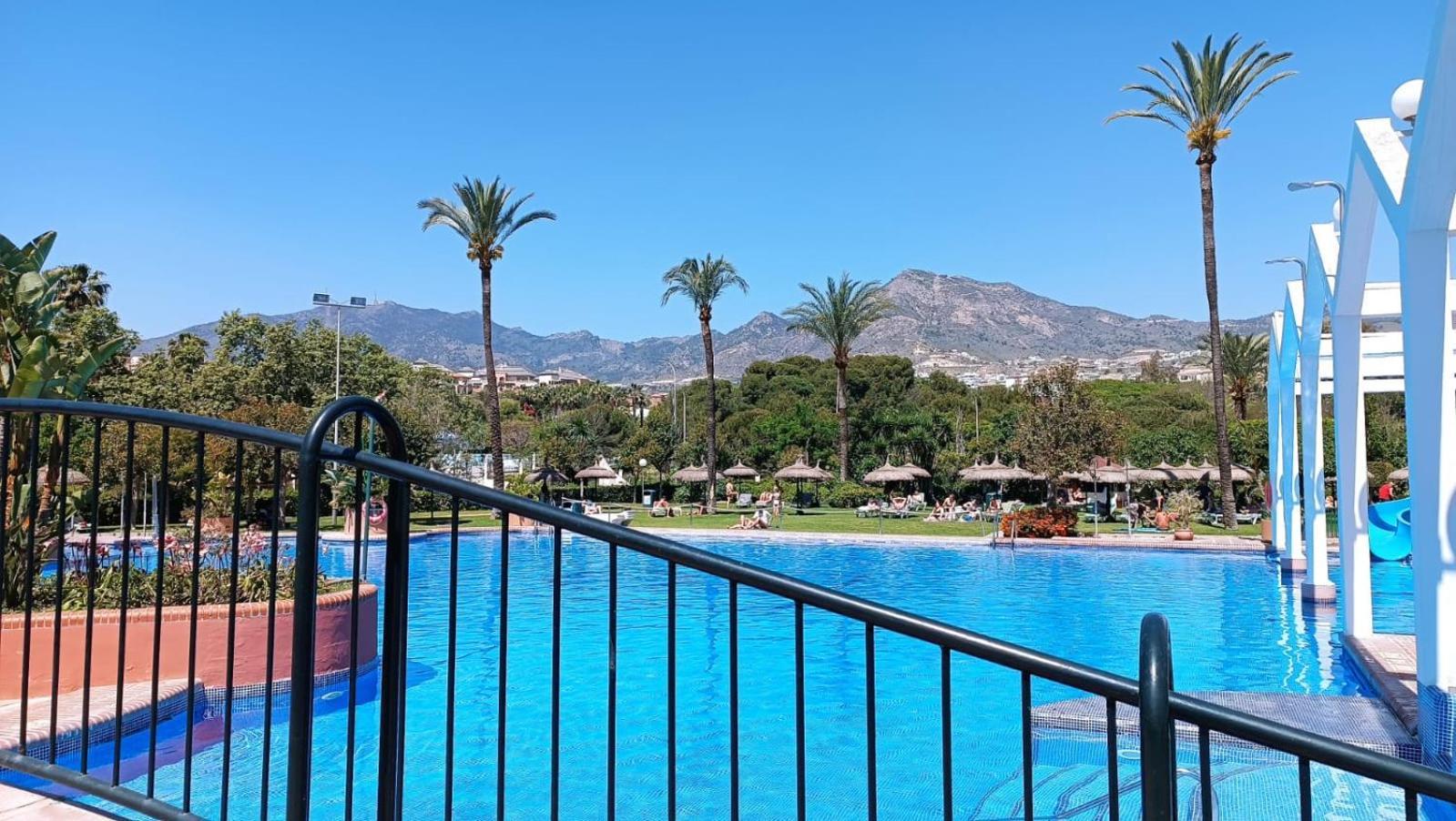 Apartamento Benal Vista Al Mar, Piscina Templada