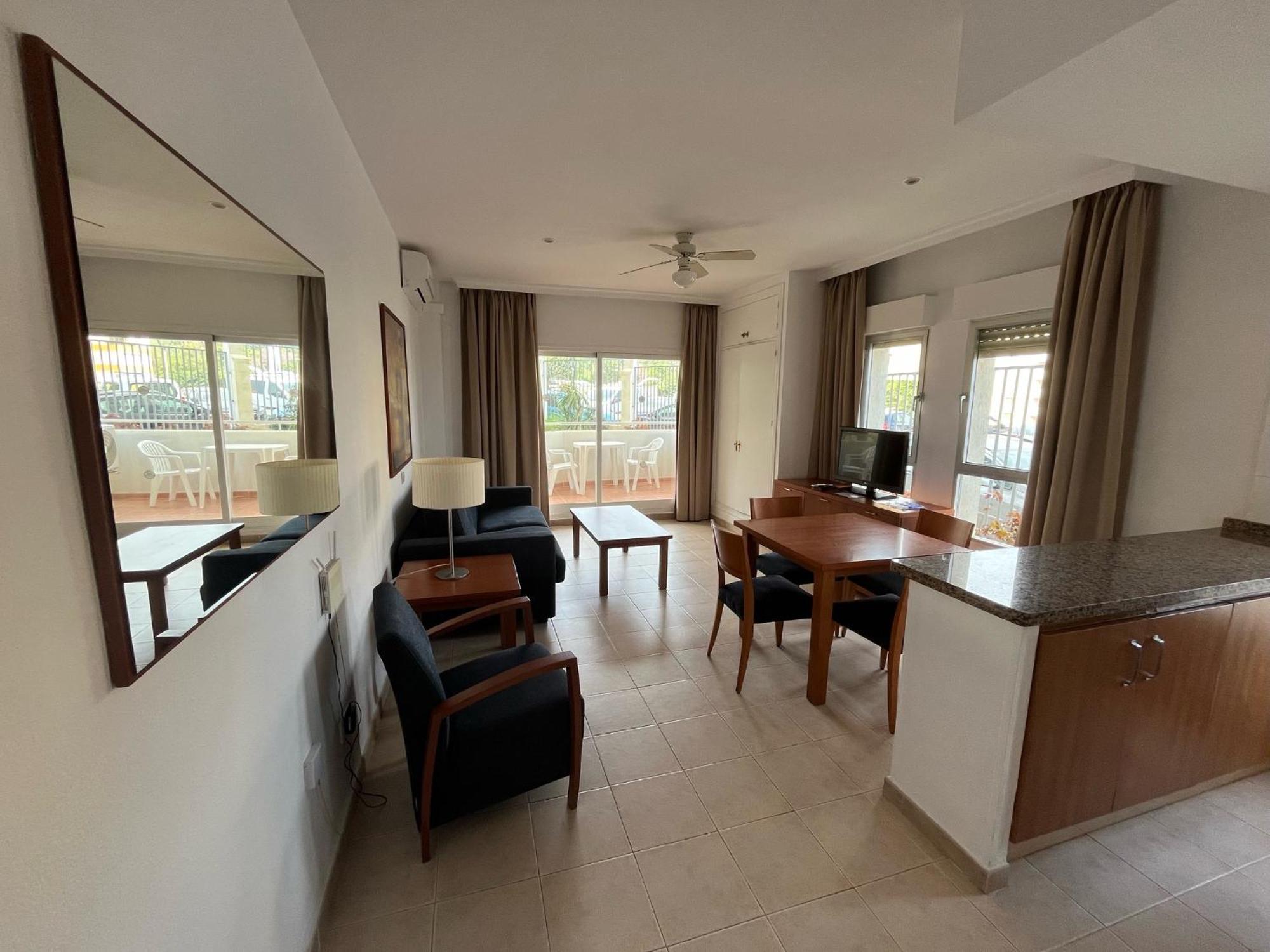 Apartamento Benal Vista Al Mar, Piscina Templada *