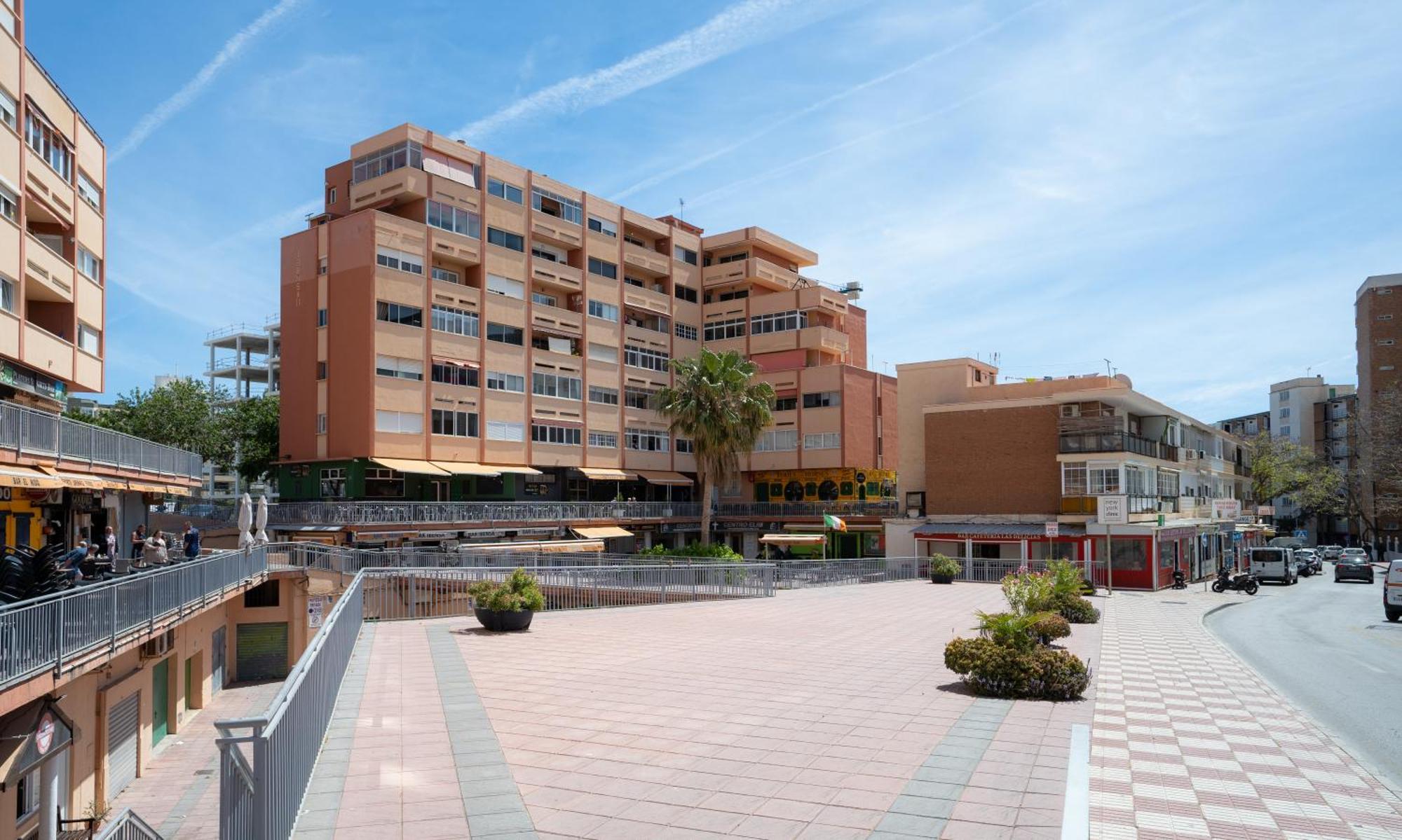 Habitacion Doble Con Bano Compartido En * Benalmádena