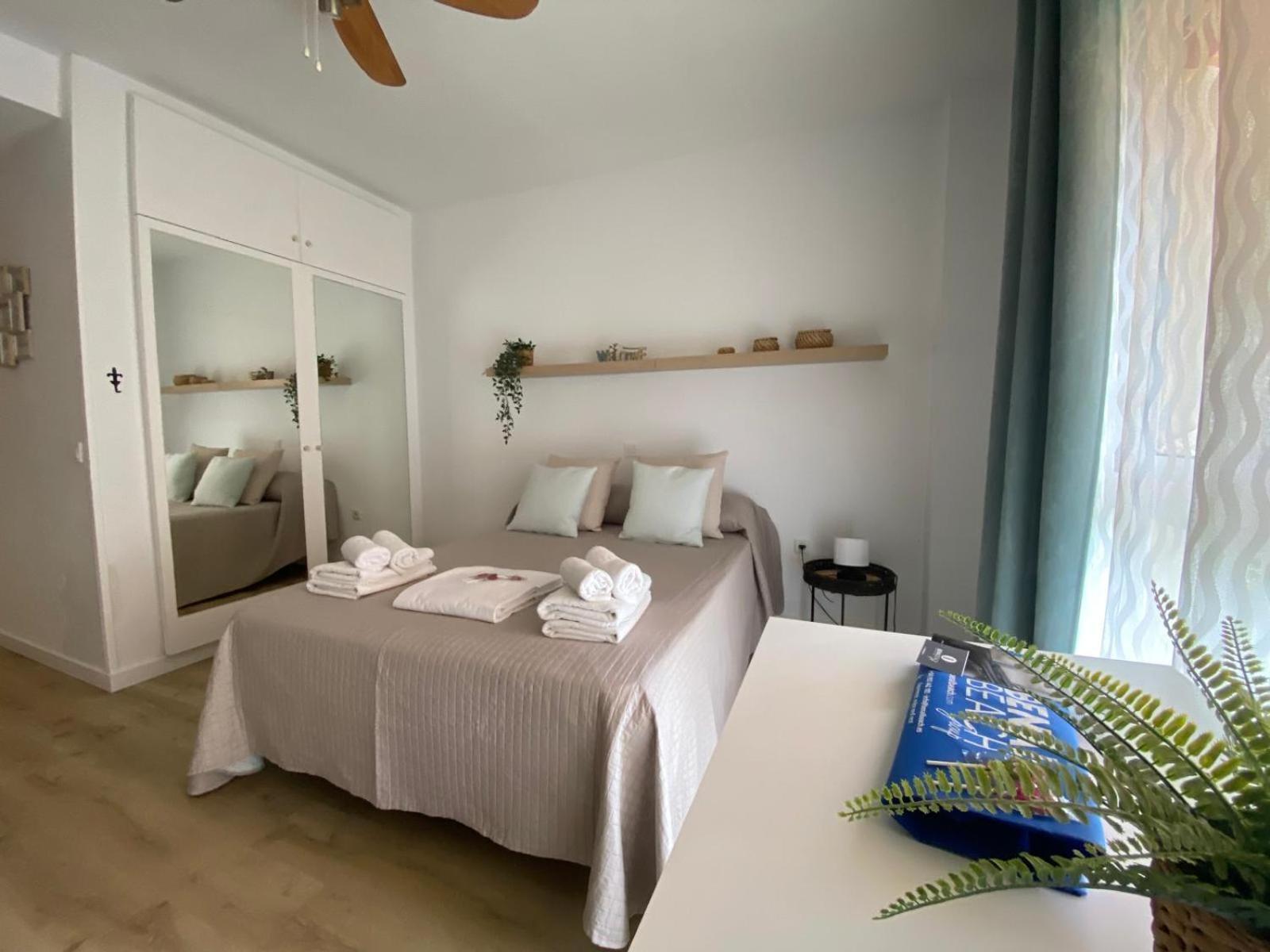 Aparthotel Benal Group *