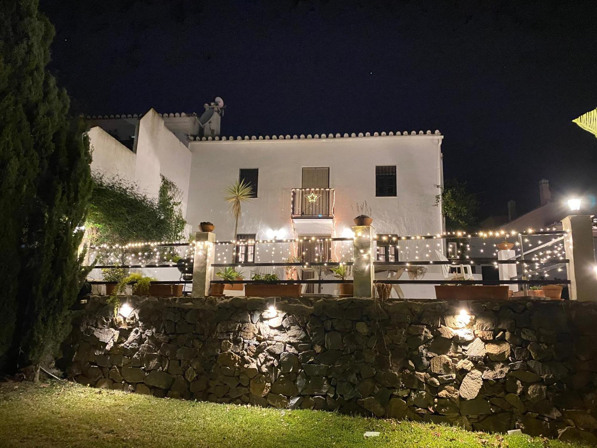 Villa Lo Antonio Coronao -- Private -bbq- Pool And Spectacular Garden With Sea Views -wifi-600mps- Benalmádena