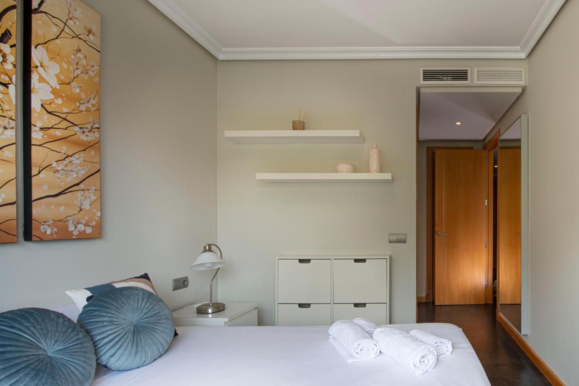 Apartamento Con Piscina Apartment *
