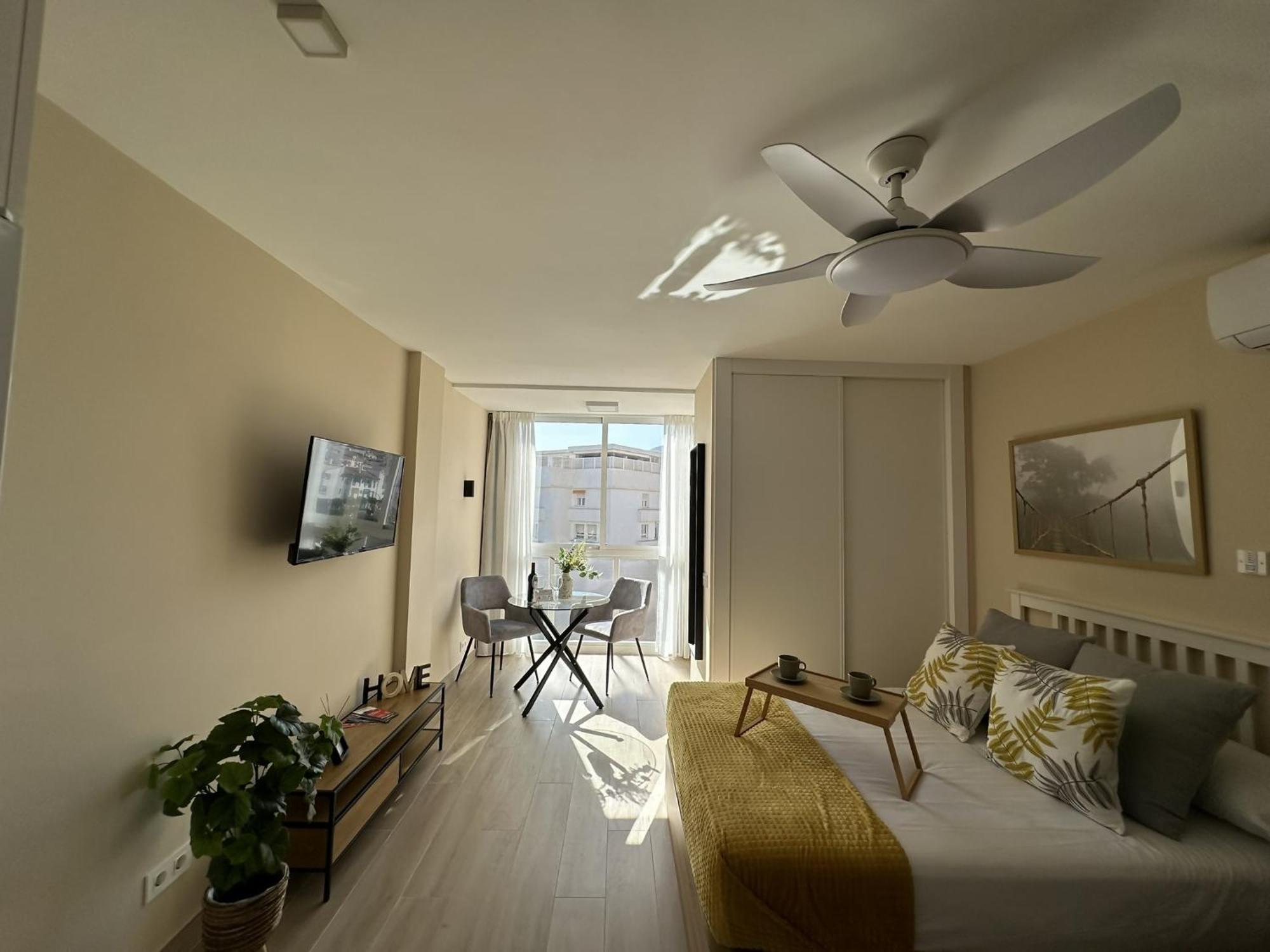 Estudio Centrico 10 Min A Playa En Apartment Benalmádena