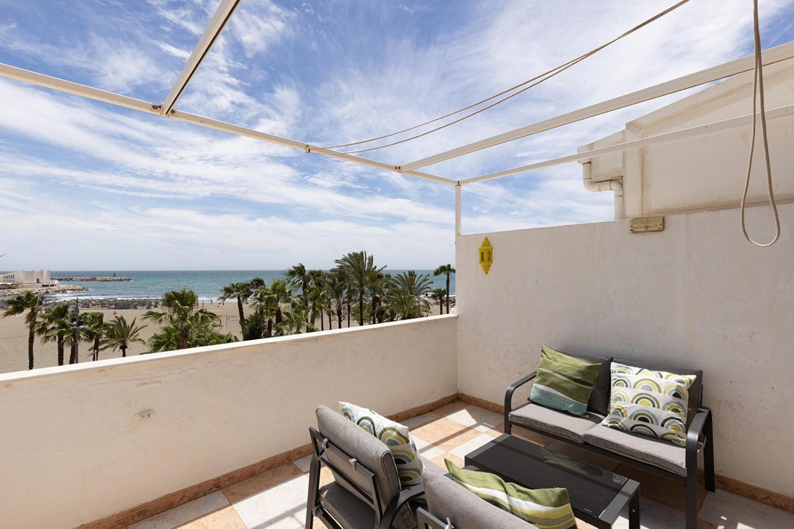 008 Plaza Ole Beachfront With Sea Views And Access